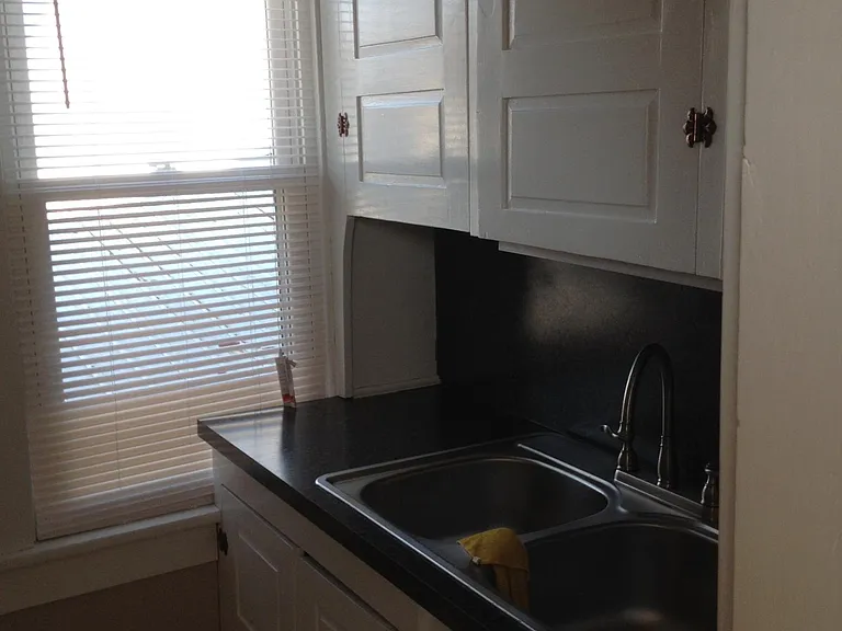 14 E Pine St #2 — Photo 6
