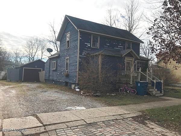 2nd image of 53 Henry St