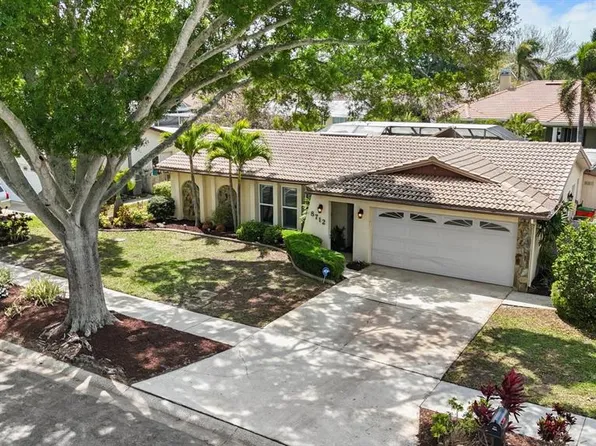 8712 Matthew St, Seminole, FL 33772