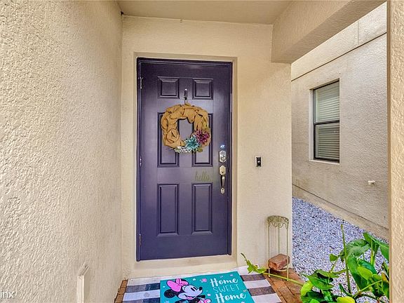 4th image of 2705 Garden Falls Dr