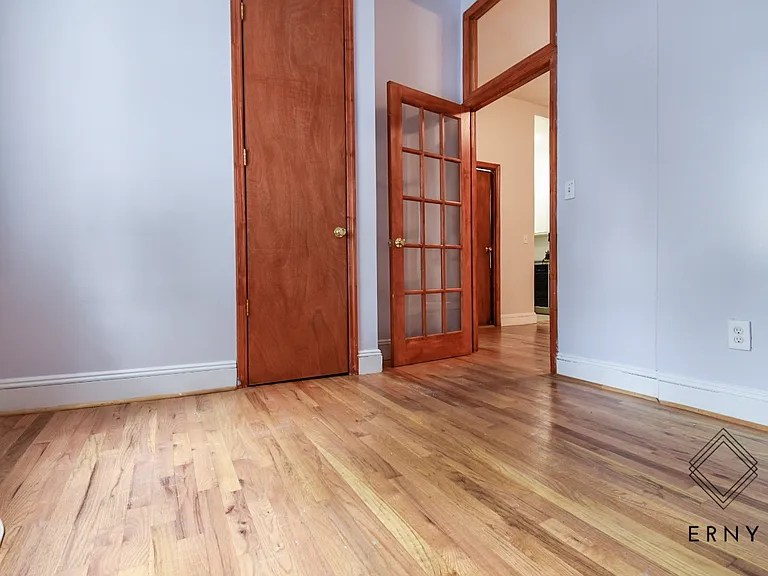 579 Myrtle Ave #1F — Photo 4