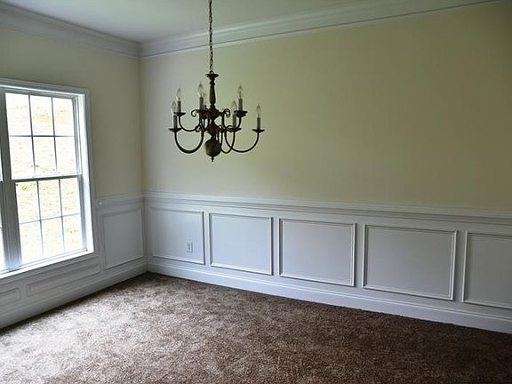 3rd image of 1741 Penny Ln