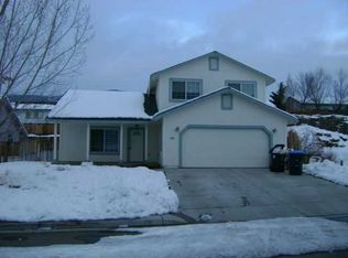 995 Shadow Mountain Dr, Susanville, CA 96130