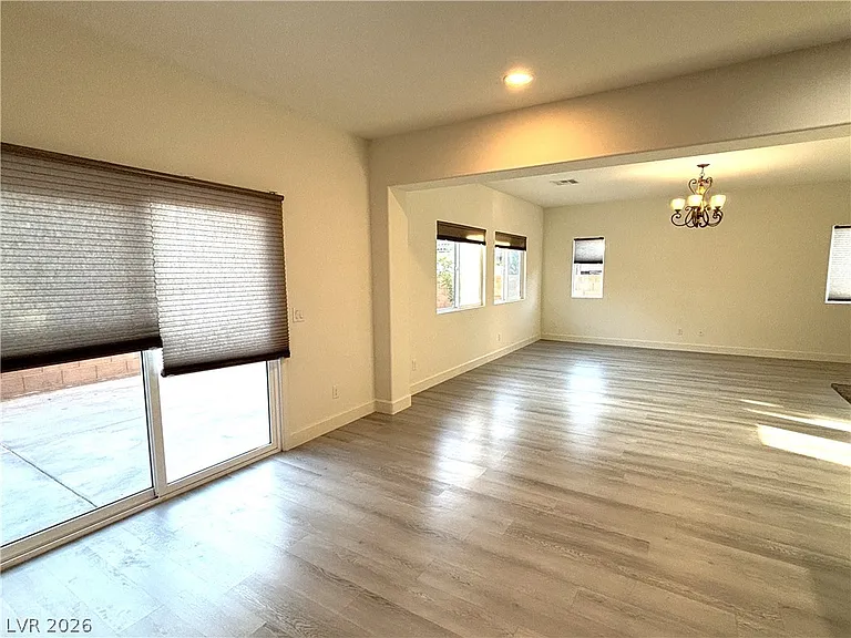 5619 Aspen Heights Dr — Photo 10
