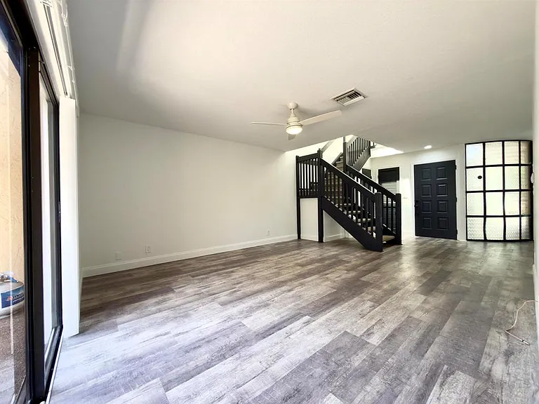 11698 NW 20th Dr — Photo 23