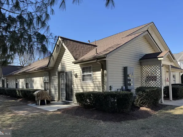 2006 Rudy Serra Dr Unit B, Eldersburg, MD 21784