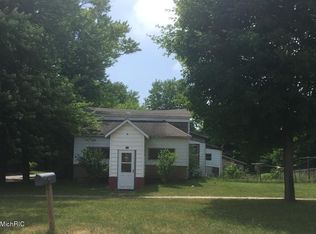 416 S Broadway St, Union City, MI 49094