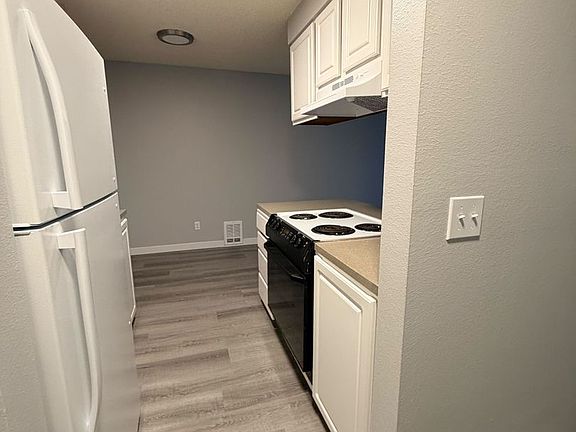 4th image of 11119 Woodinville Dr APT 207