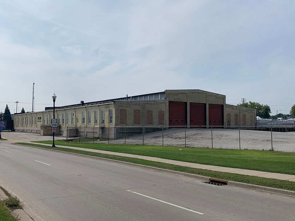 1st image of 5136 Sheridan Rd