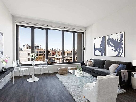 4th image of 3811 31st St APT 2D