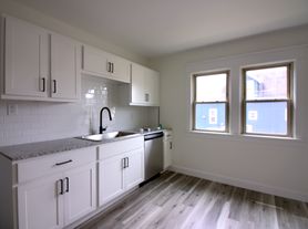 17 Olcott Pl, Buffalo, NY