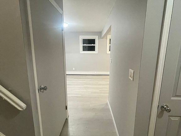 2nd image of 96 Jamaica Ave