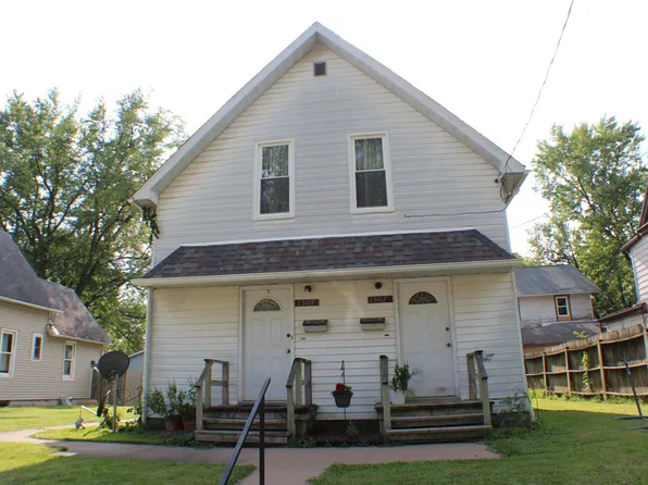 1507 & 1507-1/2 18th St, Moline, IL 61265