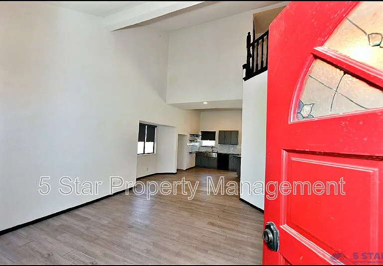 7249 Imperial Ridge Dr — Photo 6