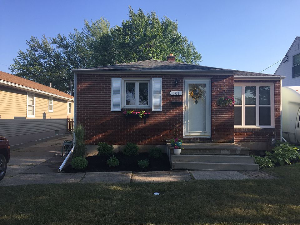 1st image of 101 Twyla Pl