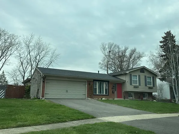 8074 Dartmouth Ln, Hanover Park, IL 60133
