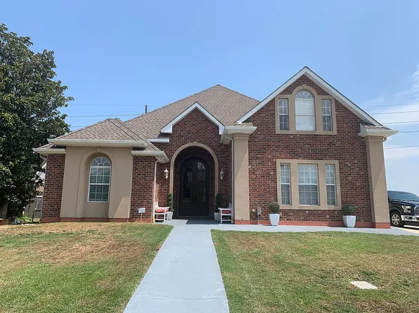 3813 Lake Lynn Dr, Gretna, LA 70056