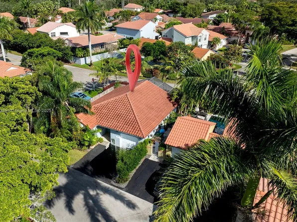 1225 Seagrape Cir, Fort Lauderdale, FL 33326