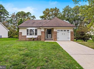 102 Ash Rd, Manahawkin, NJ 08050