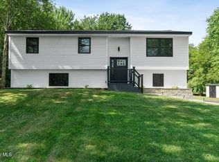 47 Birds Hill Rd, Averill Park, NY 12018