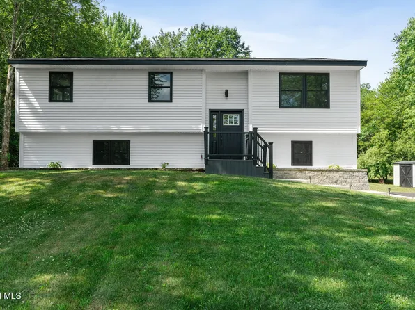 47 Birds Hill Road, Averill Park, NY 12018