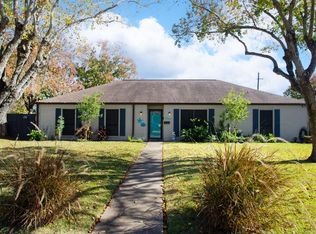 1846 Acacia Cir, Freeport, TX 77541