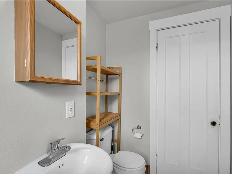 7411 2nd Ave #D2 — Photo 11