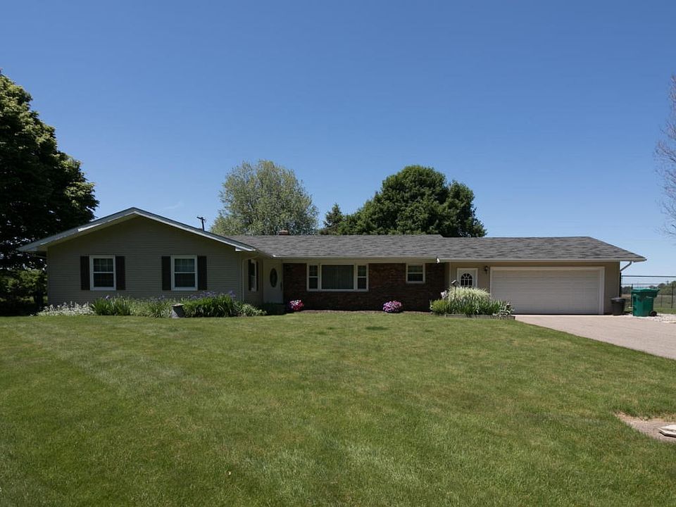 14606-15MileRd-101