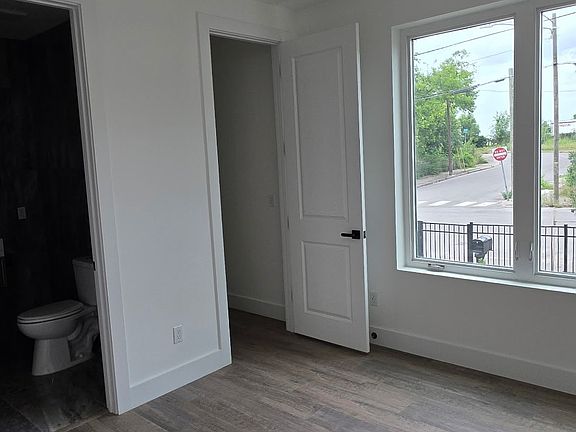 4th image of 143 Fain St