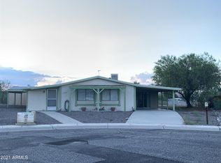 690 W Smoketree St, Wickenburg, AZ 85390
