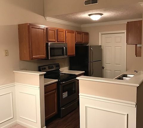 3rd image of 7335 Chatham Ct #4-4E