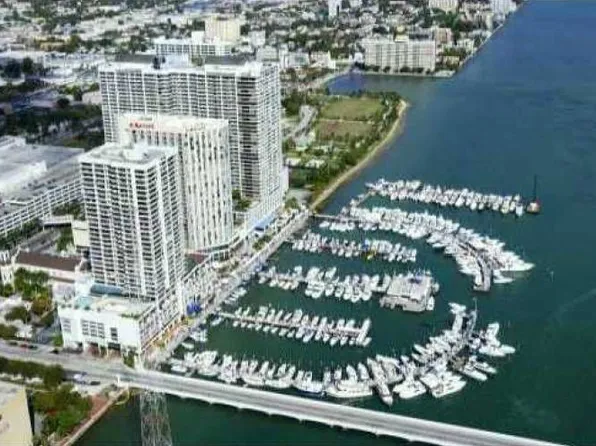 555 NE 15th St APT 15J, Miami, FL 33132