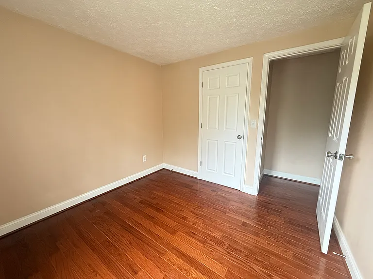 3601 Woodhaven Ct — Photo 14