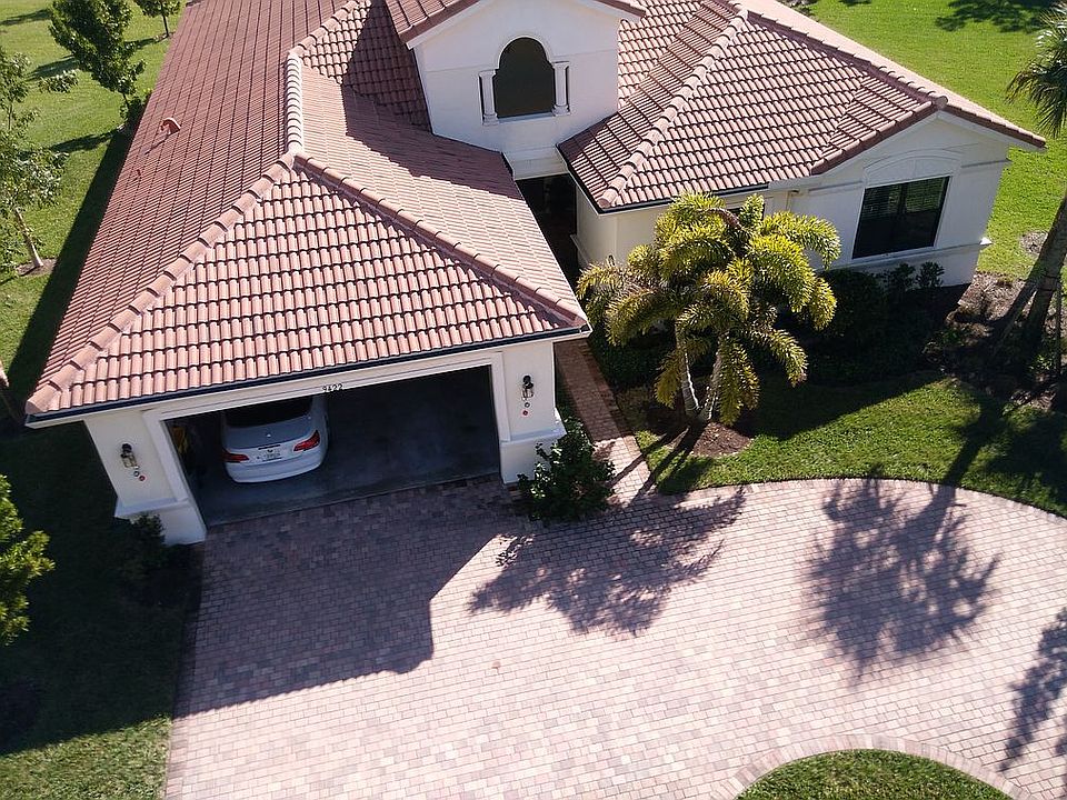 1st image of 9422 Isles Cay Dr