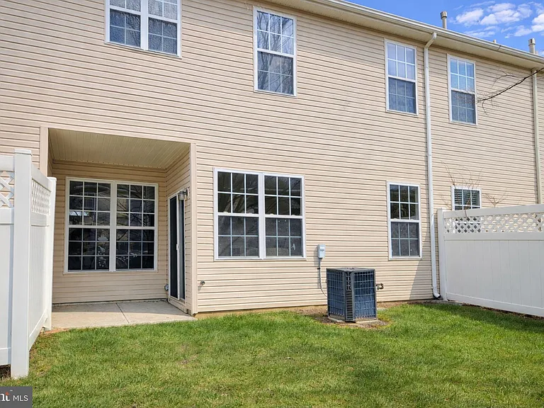 21 Miller Cir — Photo 14