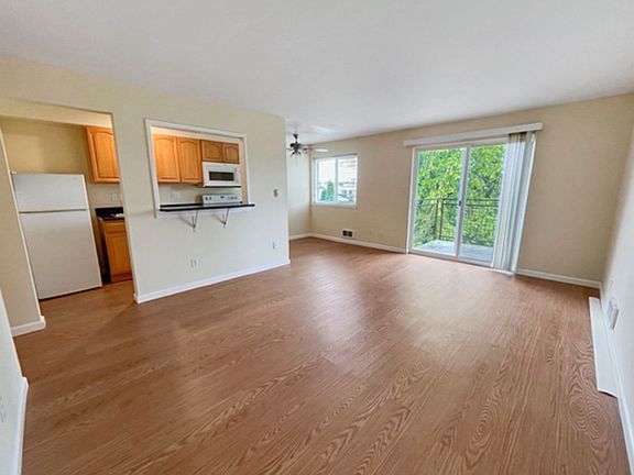 3rd image of 2717 76th Ave SE #Mm206