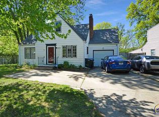 835 SW Randolph Ave, Topeka, KS 66606