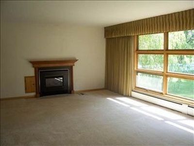 600 11th St NW, Minot, ND, 58703