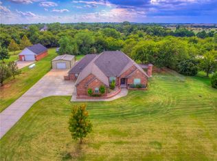778 Magnolia Ln, Tuttle, OK 73089