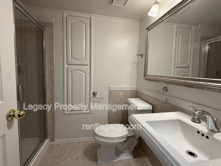 5350 Laguna Park Dr — Photo 8