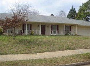 904 Longwood Pl, Clinton, MS 39056