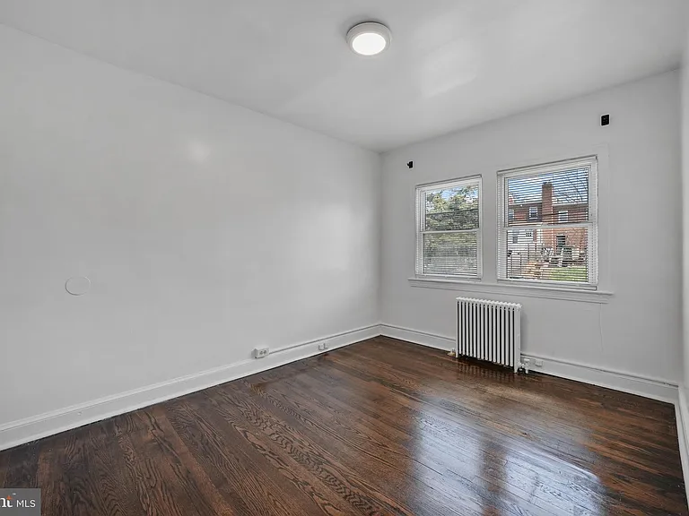 819 20th St NE — Photo 17