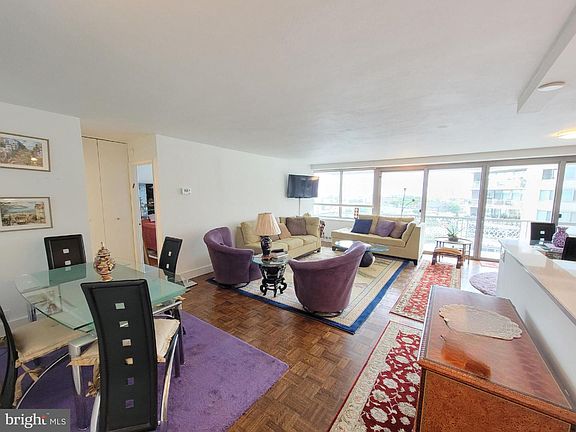 4th image of 2401 Pennsylvania Ave APT 19A10