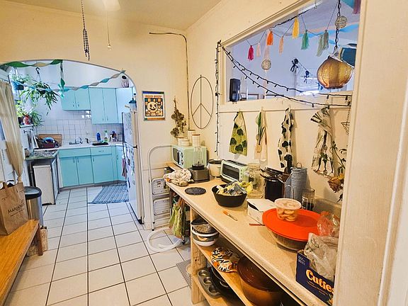 5th image of 4805 N Hermitage Ave #2A-28