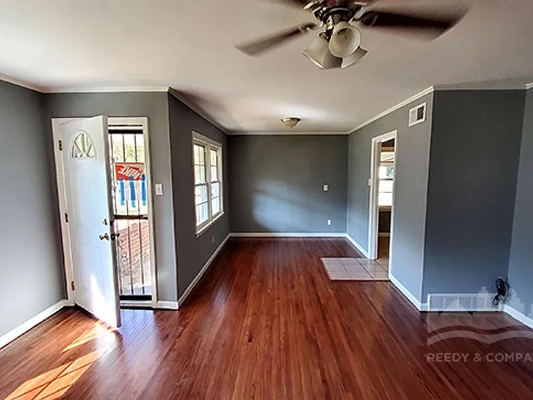 3808 Windcrest Rd — Photo 3
