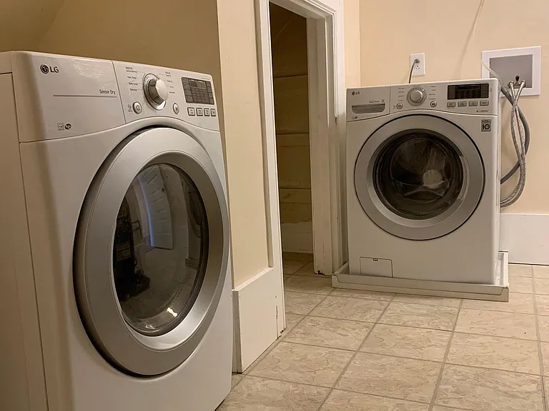 Separate laundry room!