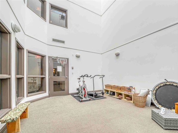 3 bedroom rental in Vancouver — photo 26