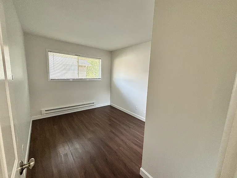 575 Schiller St #17 — Photo 11