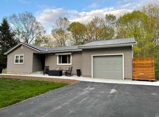 7346 N Tunnel Rd, Unionville, IN 47468