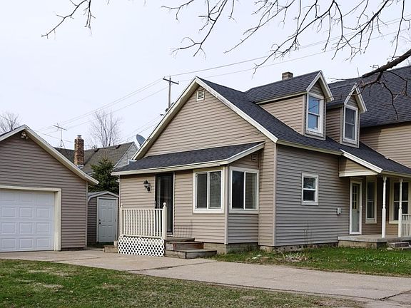 2nd image of 141 S 2nd St